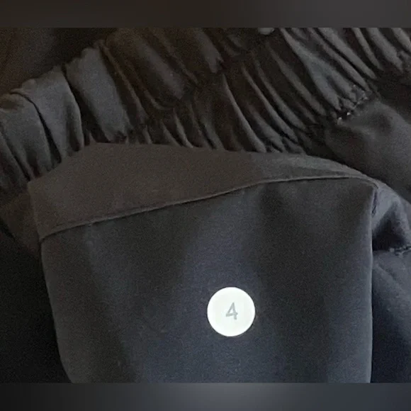 Lululemon Spring Break Away Short
Black (First Release) - Picture 4 of 6